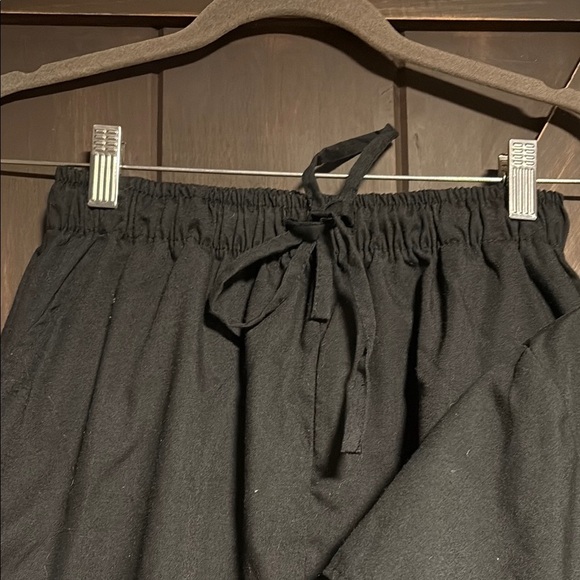 Black Durable Medical Scrub Set - Picture 5 of 9